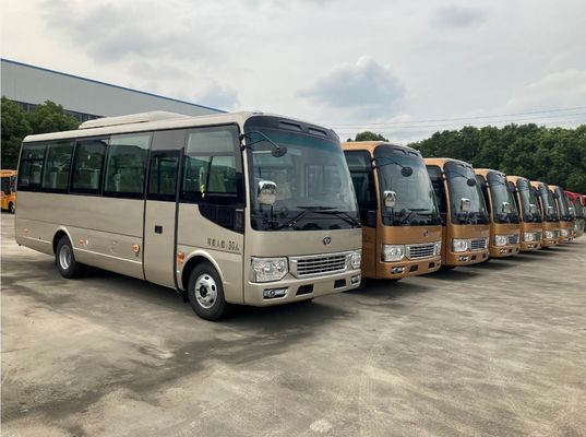 Off-road avontuur makkelijk gemaakt met 140 pk diesel motor 30 zitplaatsen limousine bus tour bus